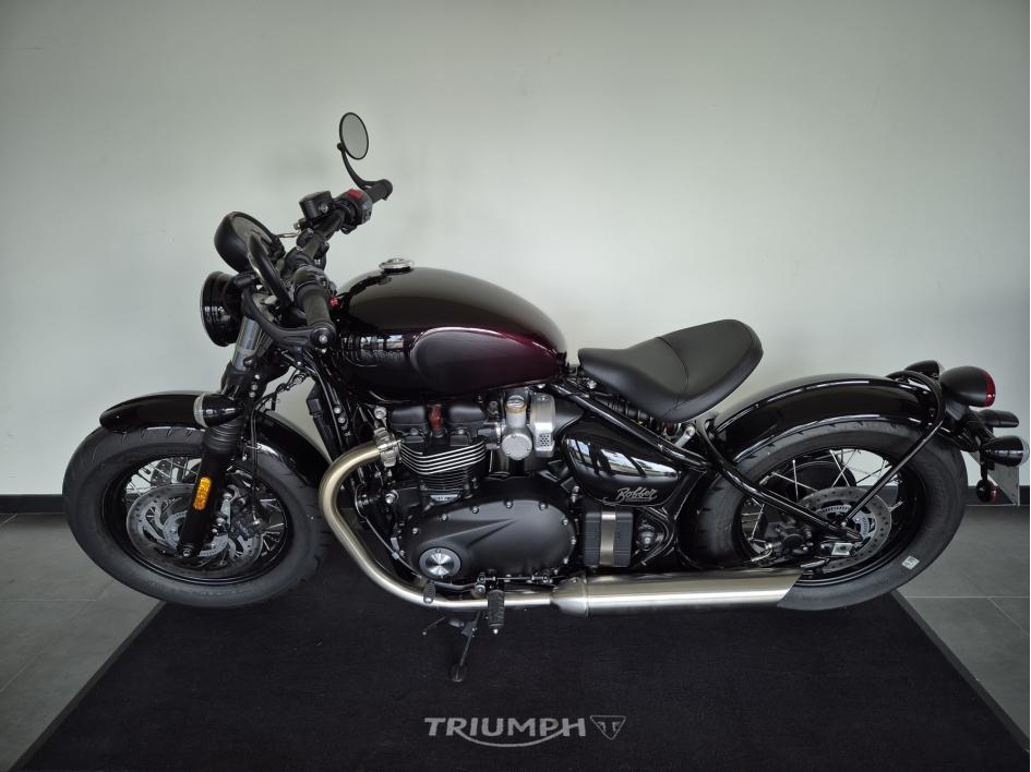TRIUMPH Bonneville Bobber 1200