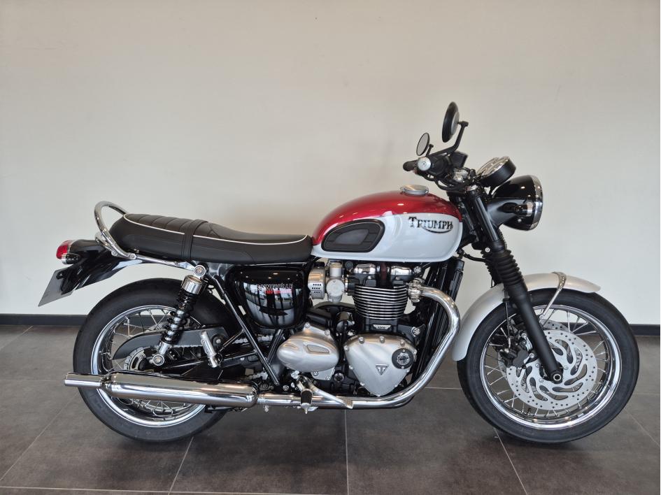 TRIUMPH BONNEVILLE T120 BUD EKINS