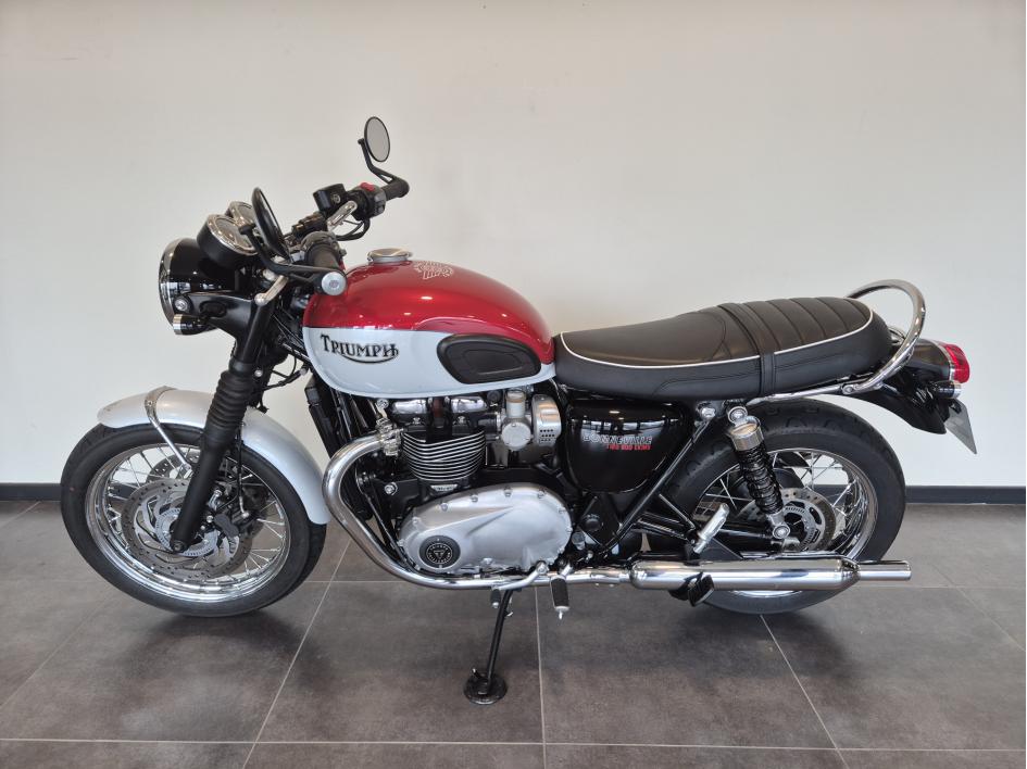 TRIUMPH BONNEVILLE T120 BUD EKINS
