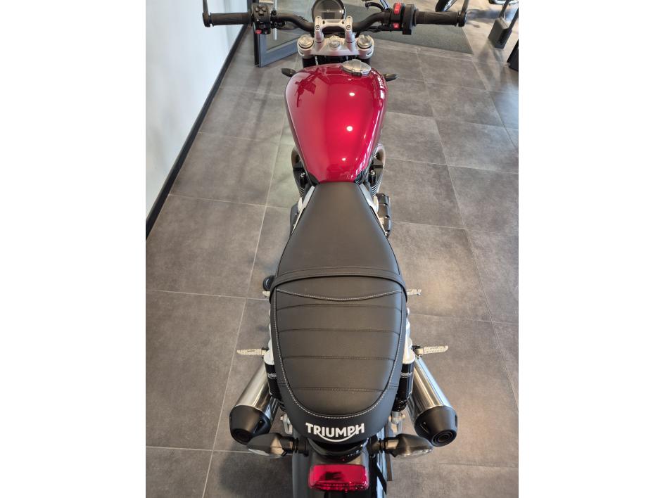 TRIUMPH SPEED TWIN 1200