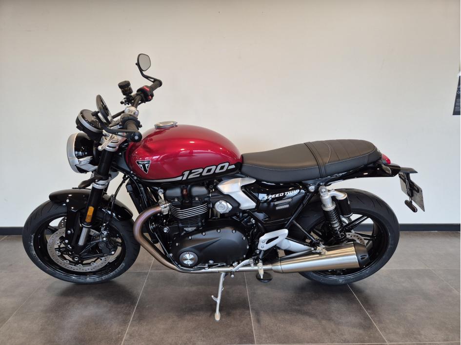 TRIUMPH SPEED TWIN 1200