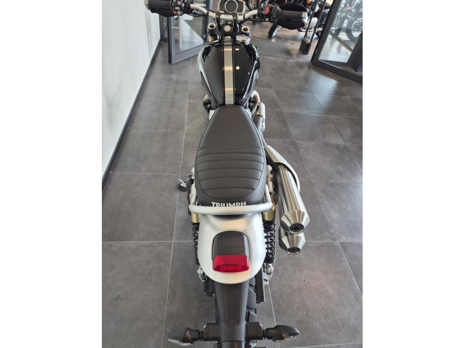 TRIUMPH SCRAMBLER 1200 XE
