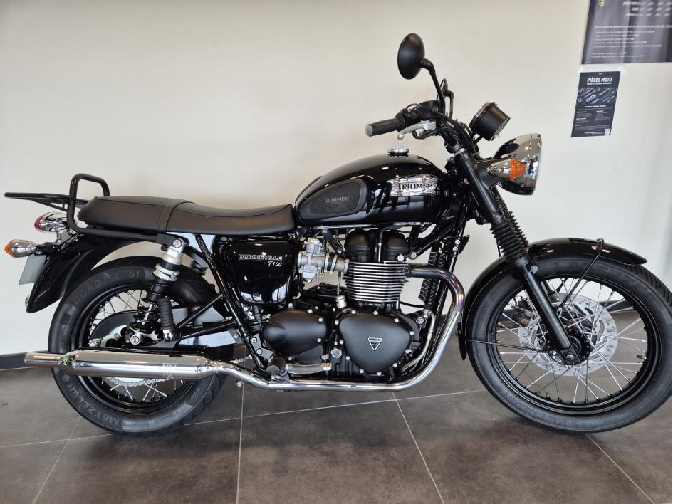 TRIUMPH BONNEVILLE 865 T100