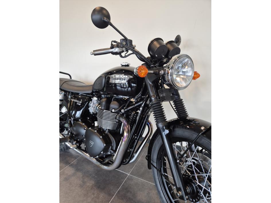 TRIUMPH BONNEVILLE 865 T100