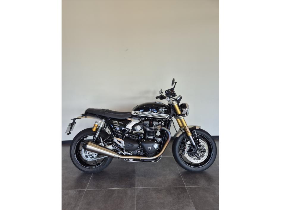 TRIUMPH SPEED TWIN 1200 RS