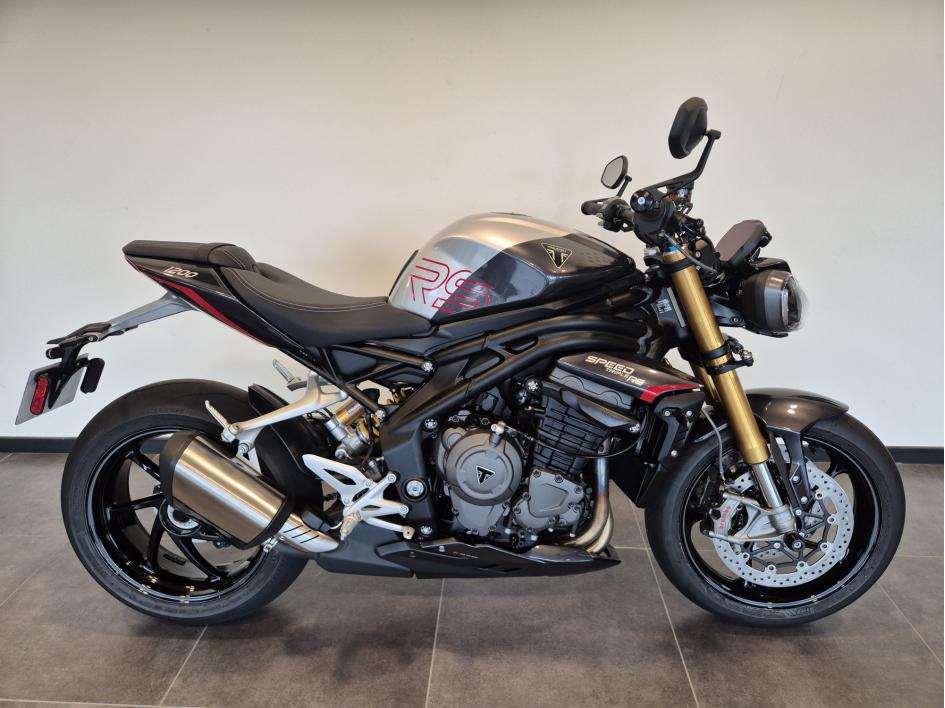 TRIUMPH SPEED TRIPLE 1200 RS